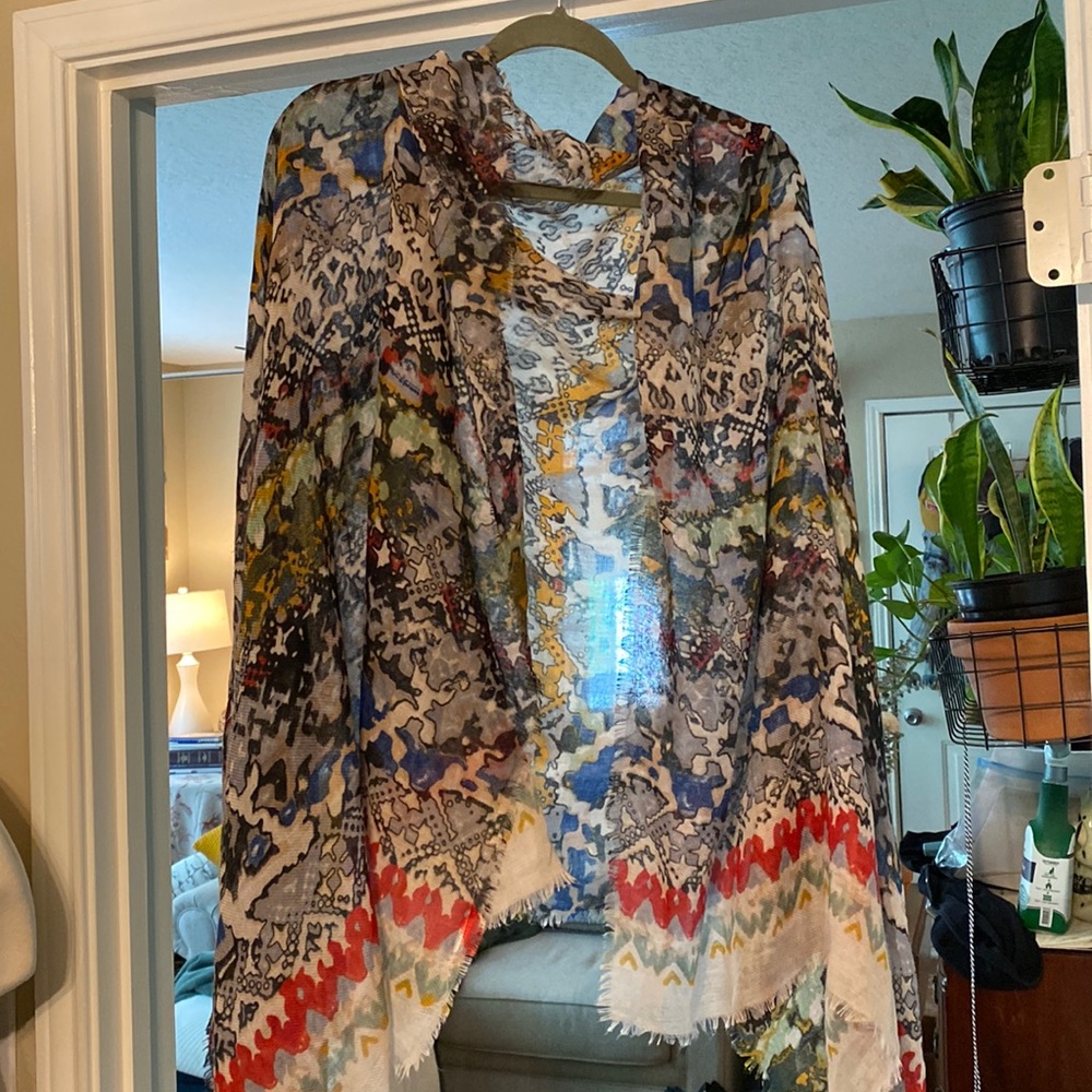 Thin wrap scarf